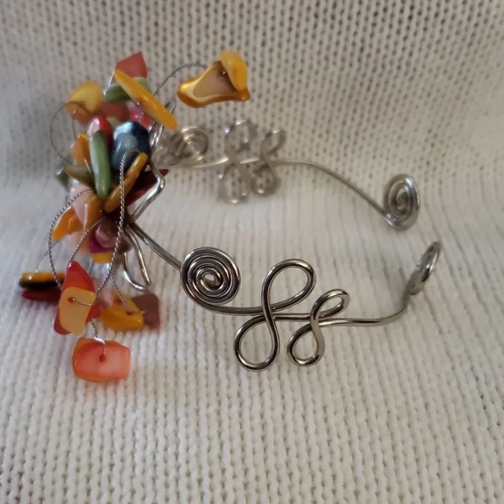 Bracelet - Picture 3 of 3
